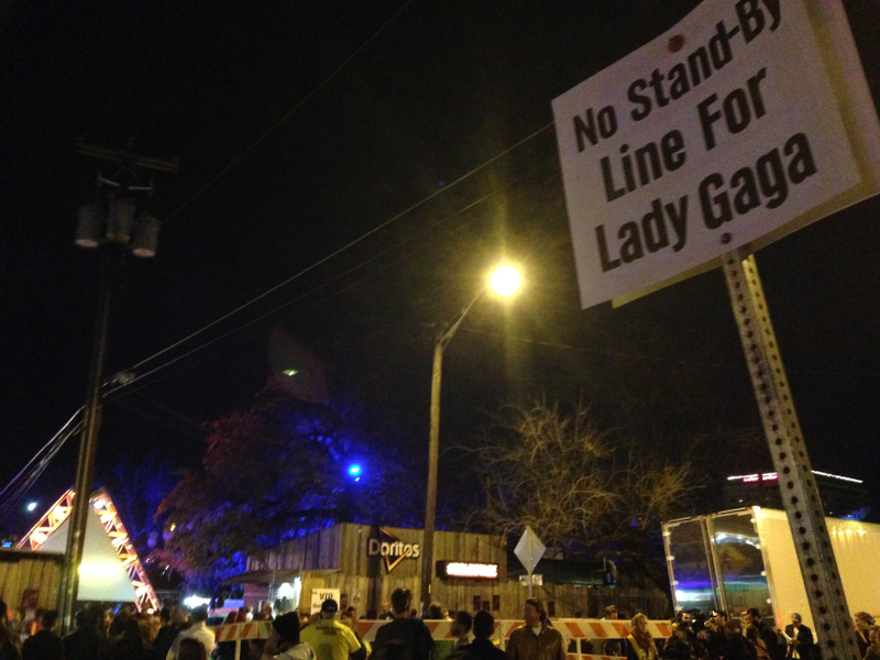 Illustration for article titled Lady Gaga gets puked on as Willie Nelson sails the Whiskey River at SXSW
